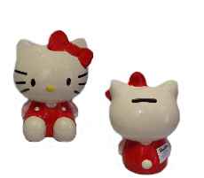 Hello Kitty Spardose Sitting Red
