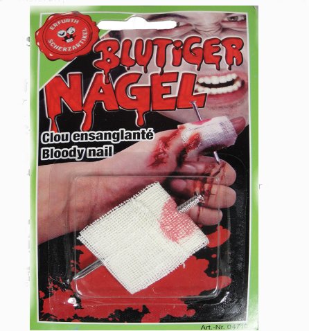Blutiger Nagel aus Kunststoff