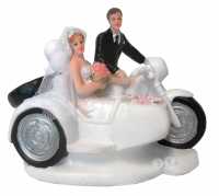 Hochzeitspaar Motorrad mit Ballons